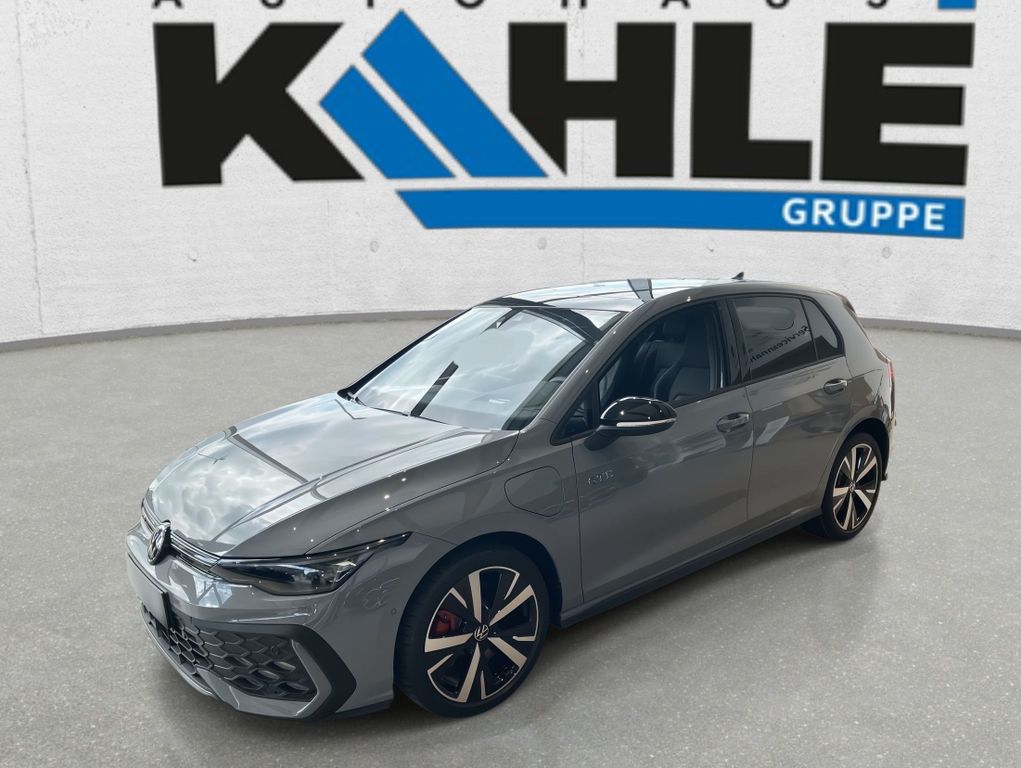 Volkswagen Golf 2025