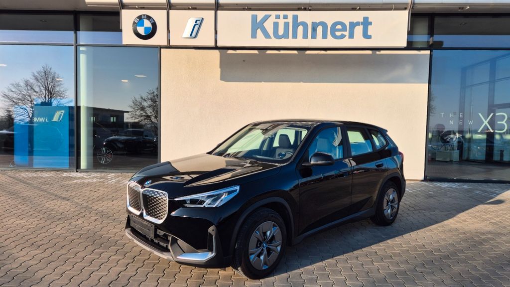 BMW iX1 2023