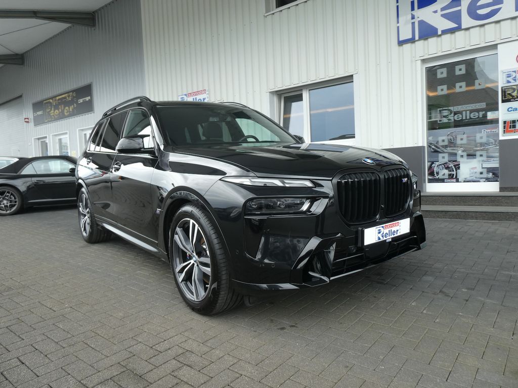 BMW X7 M60 2024