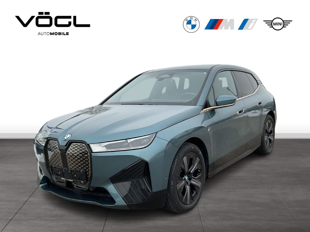 BMW iX 2023