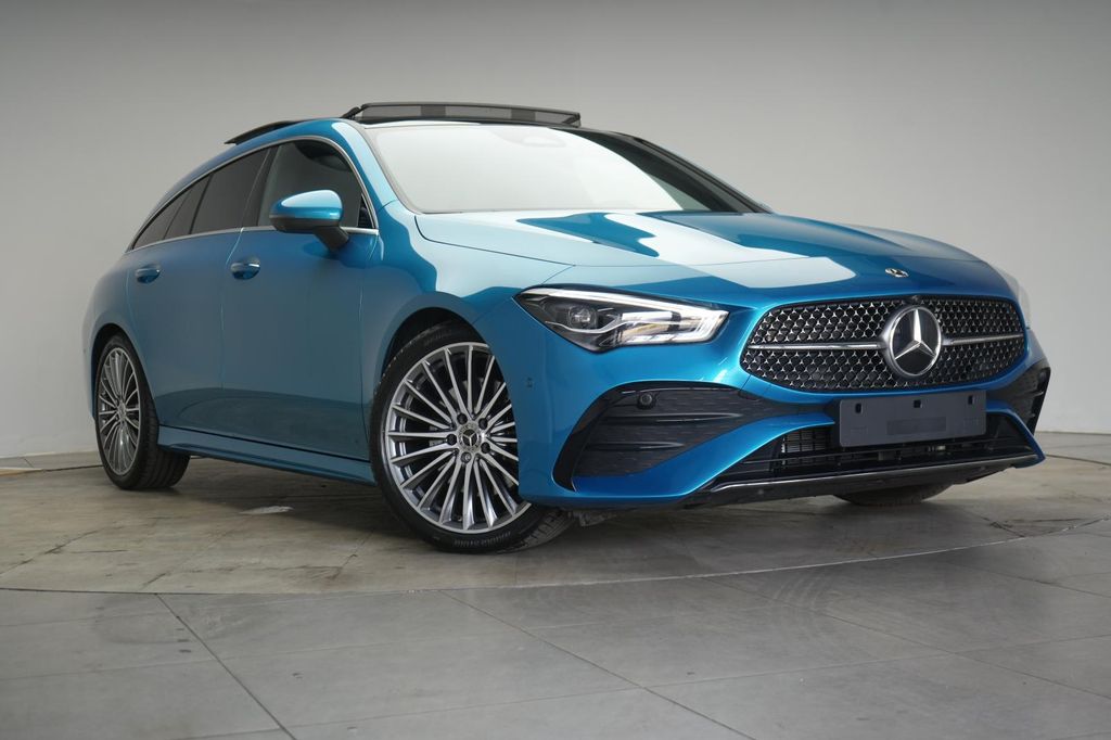 Mercedes-Benz CLA 200 Shooting Brake 2025