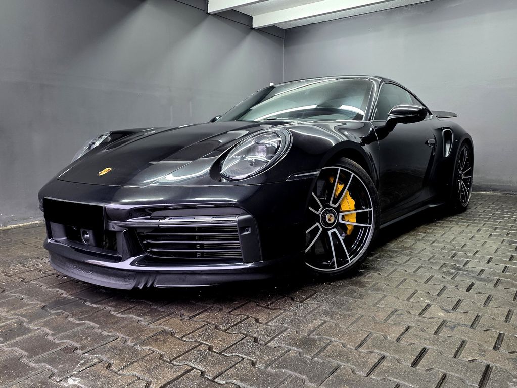 Porsche 992 2023