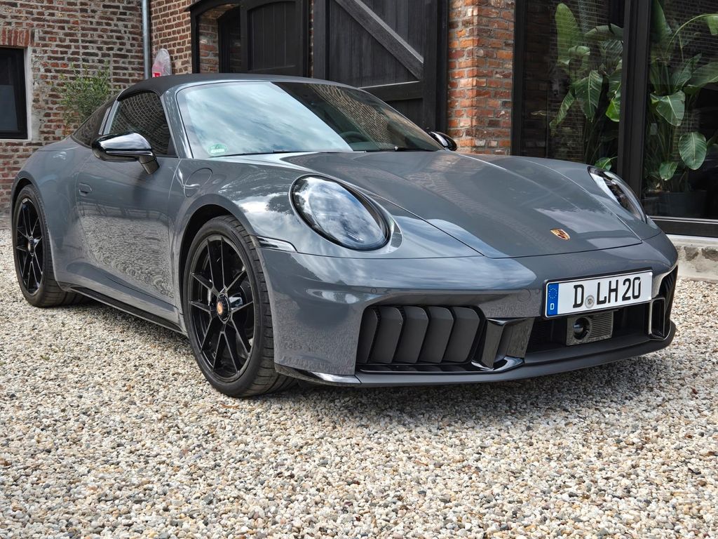Porsche 992 2024