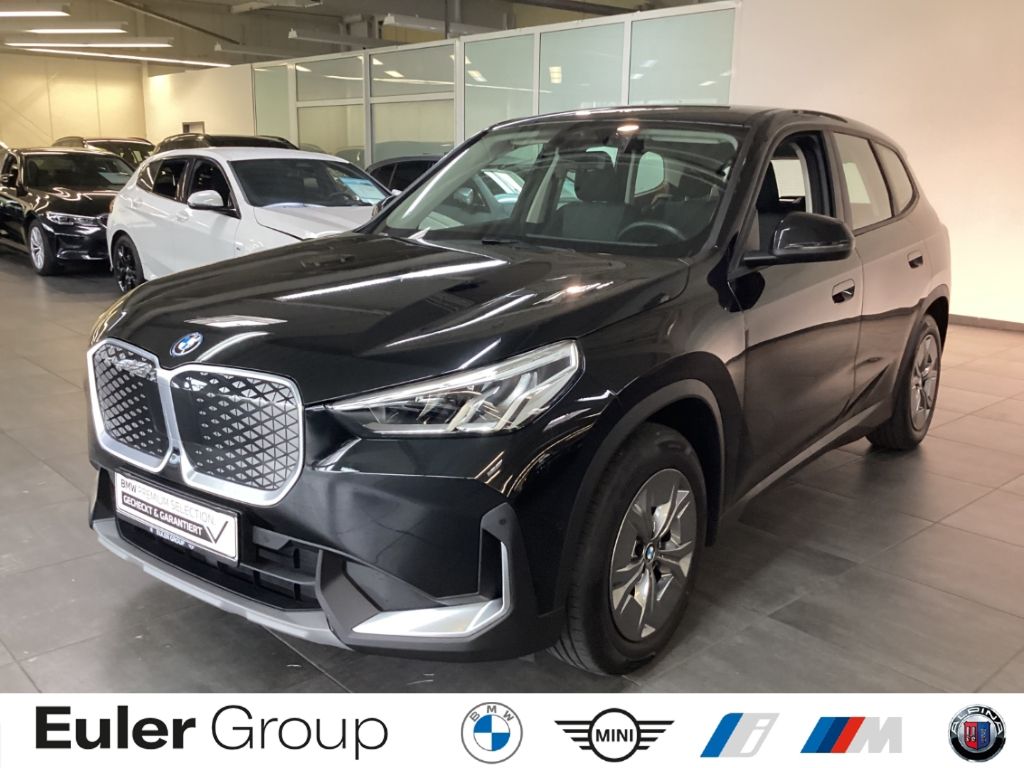 BMW iX1 2023