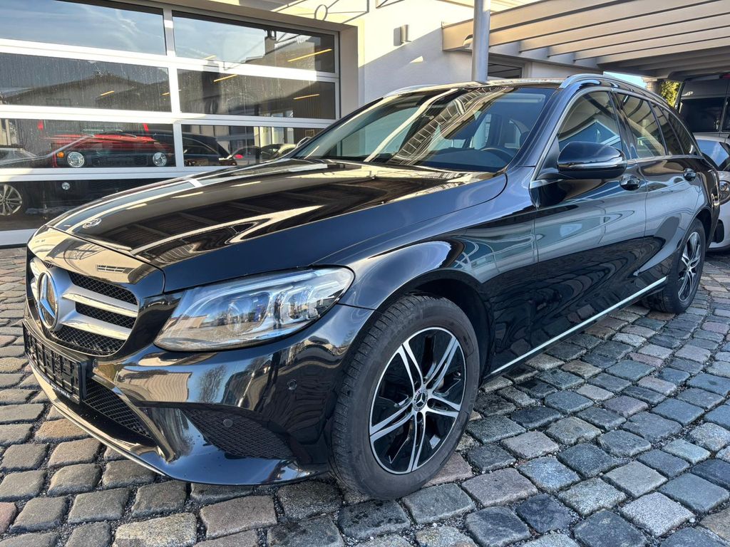 Mercedes-Benz 220 2019