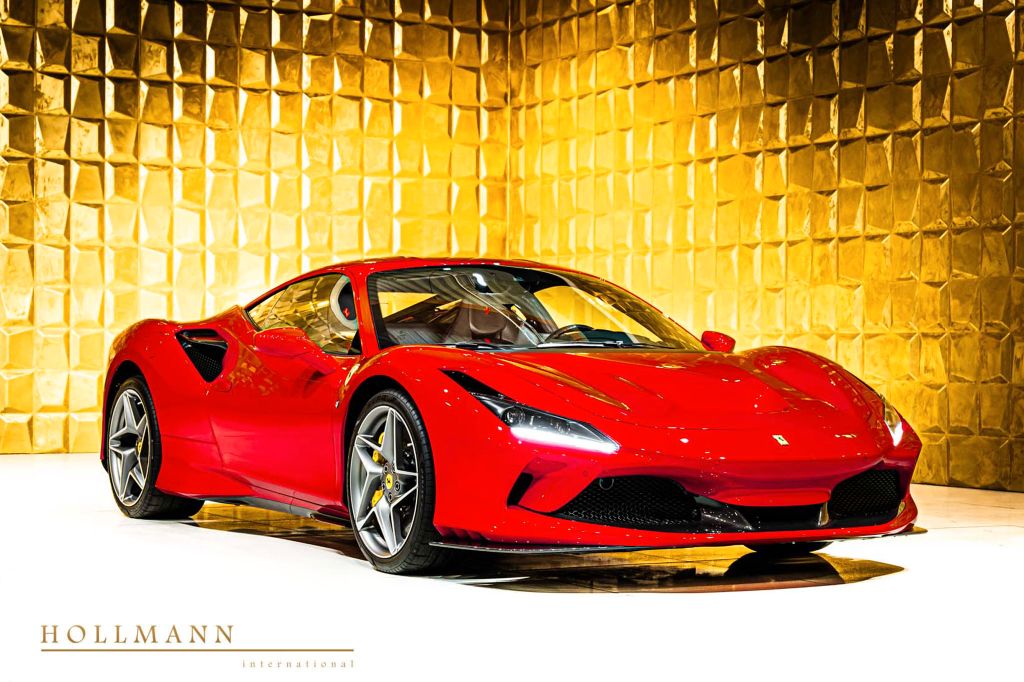 Ferrari F8 2021