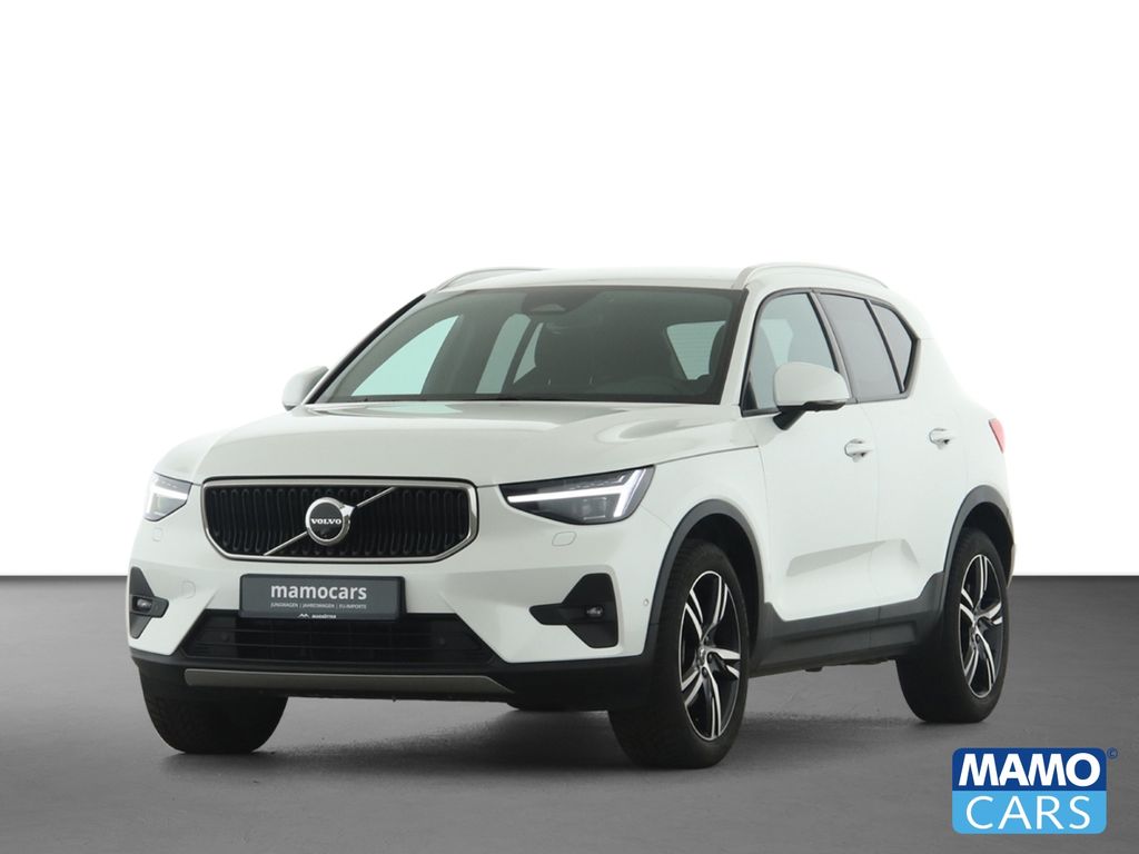 Volvo XC40 2025