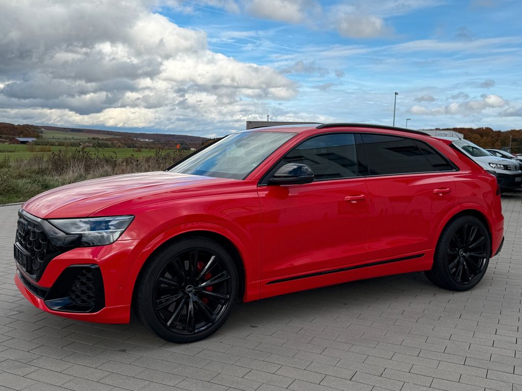 Audi SQ8 2025