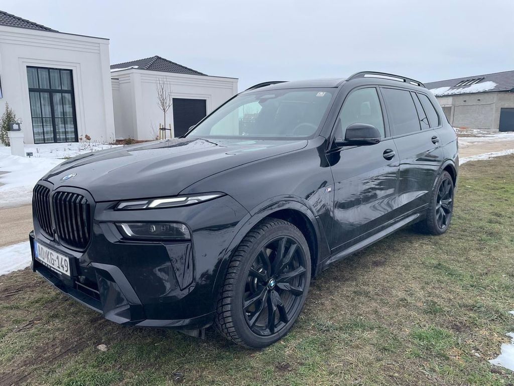 BMW X7 2025