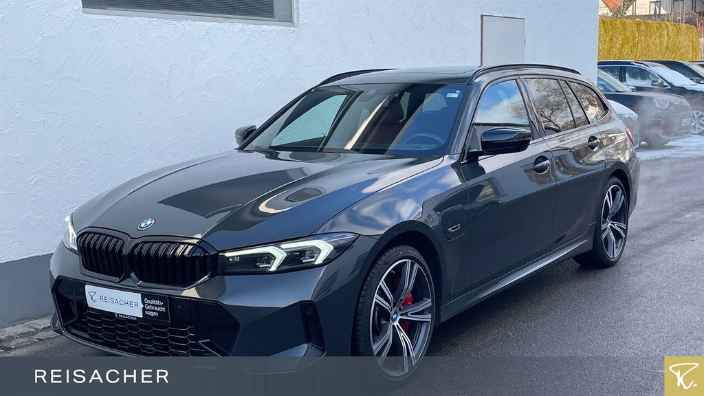 BMW 330 2022