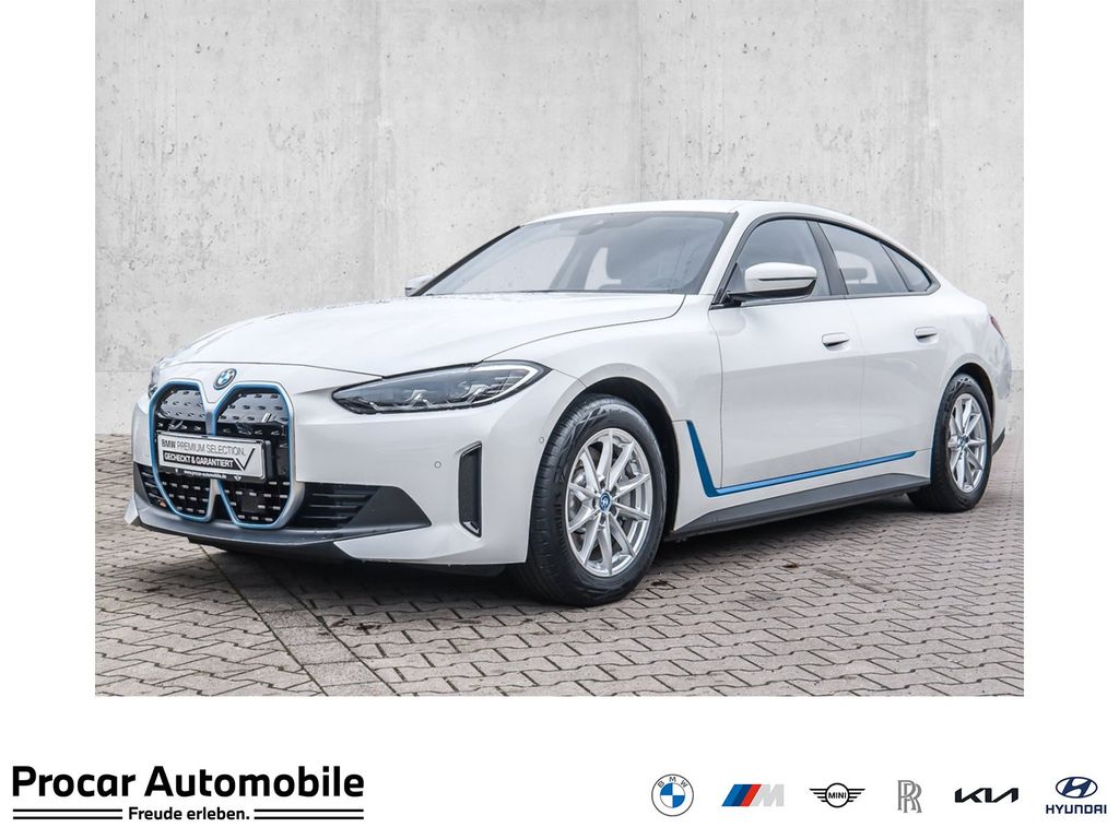 BMW i4 2023