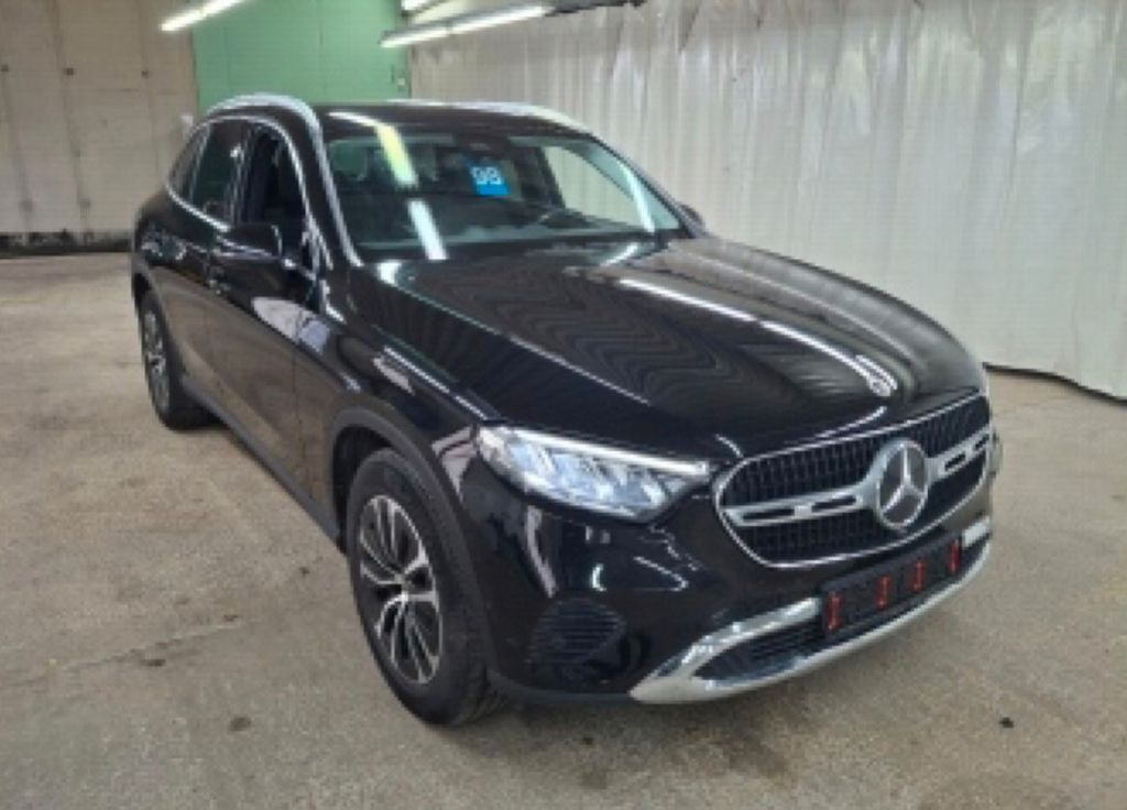 Mercedes-Benz GLC 220 2023
