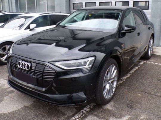 Audi e-tron 2022