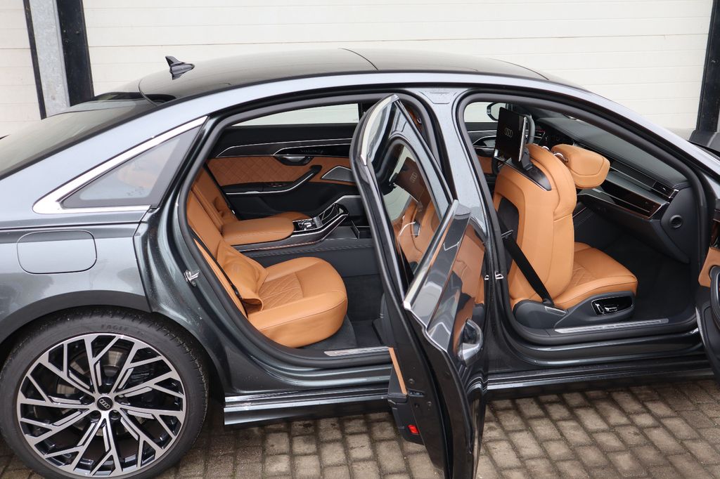 Audi A8 2024