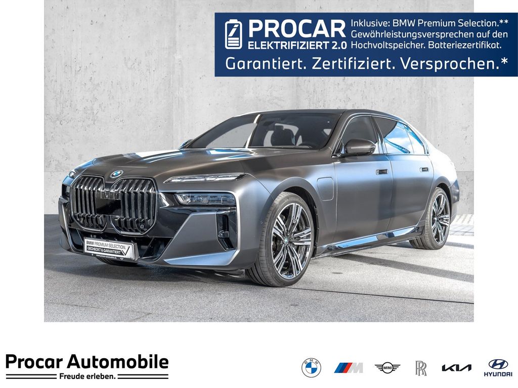 BMW 750 2024