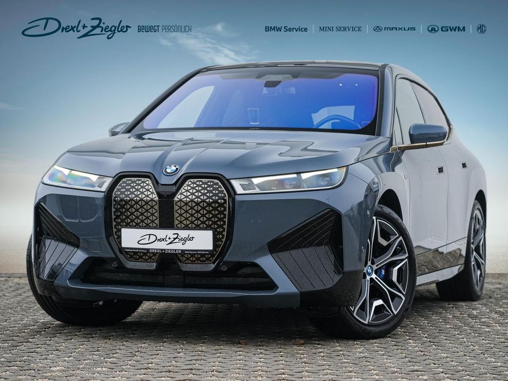 BMW iX 2022