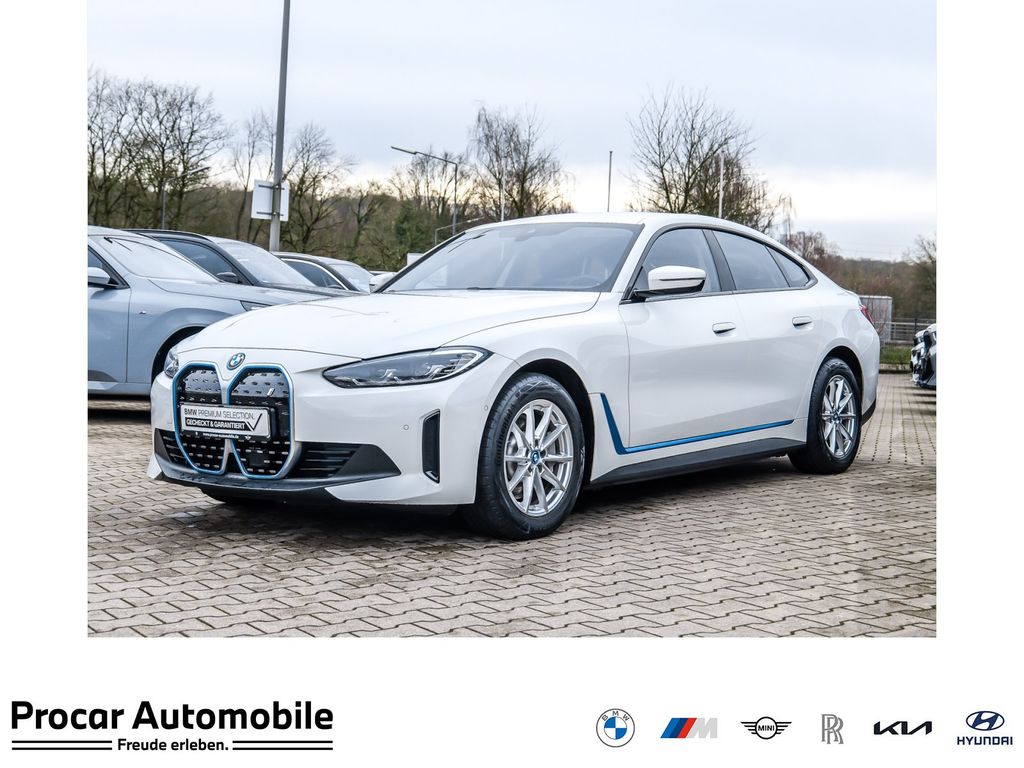 BMW i4 2023