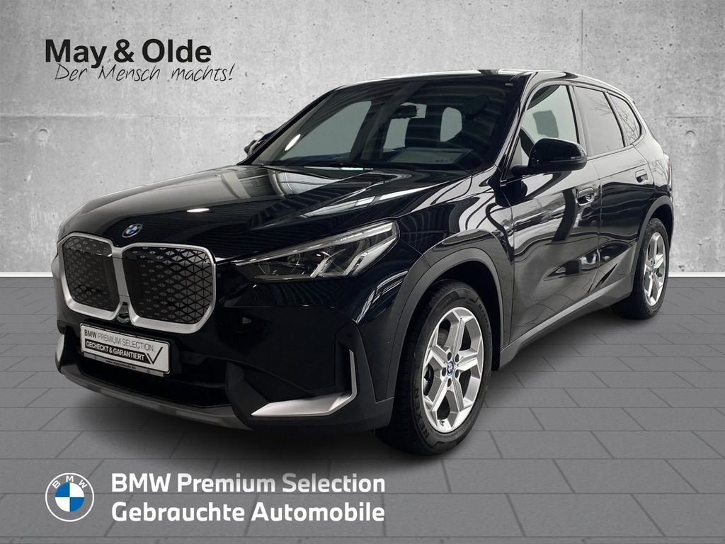 BMW iX1 2024