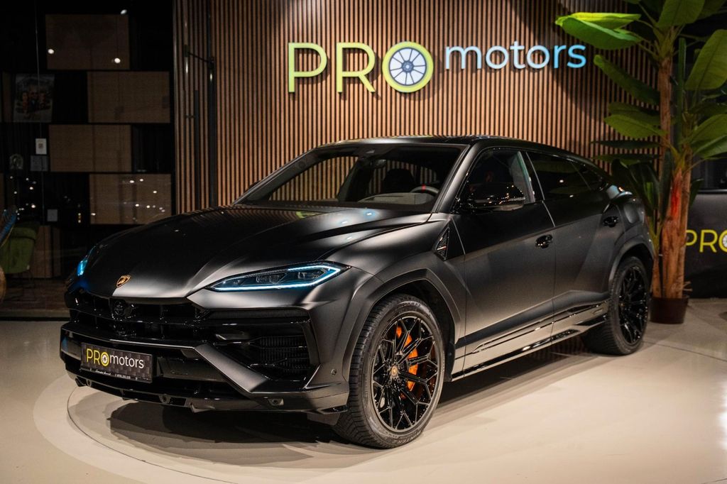 Lamborghini Urus 2025