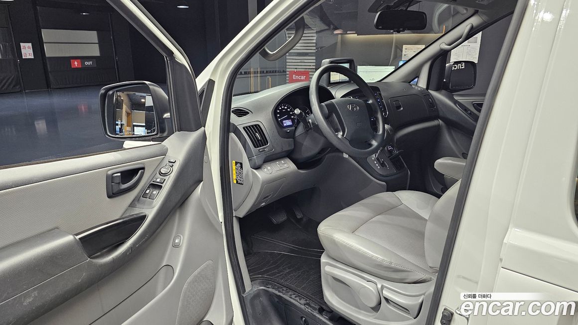 Hyundai Starex 2021
