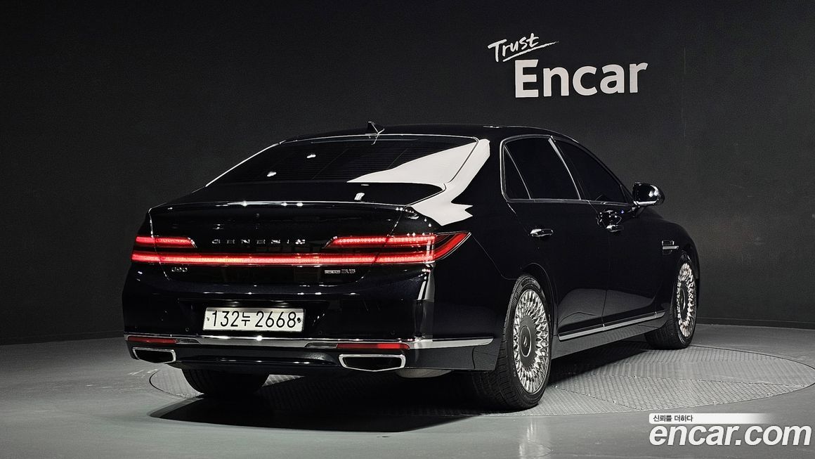Genesis G90 2020