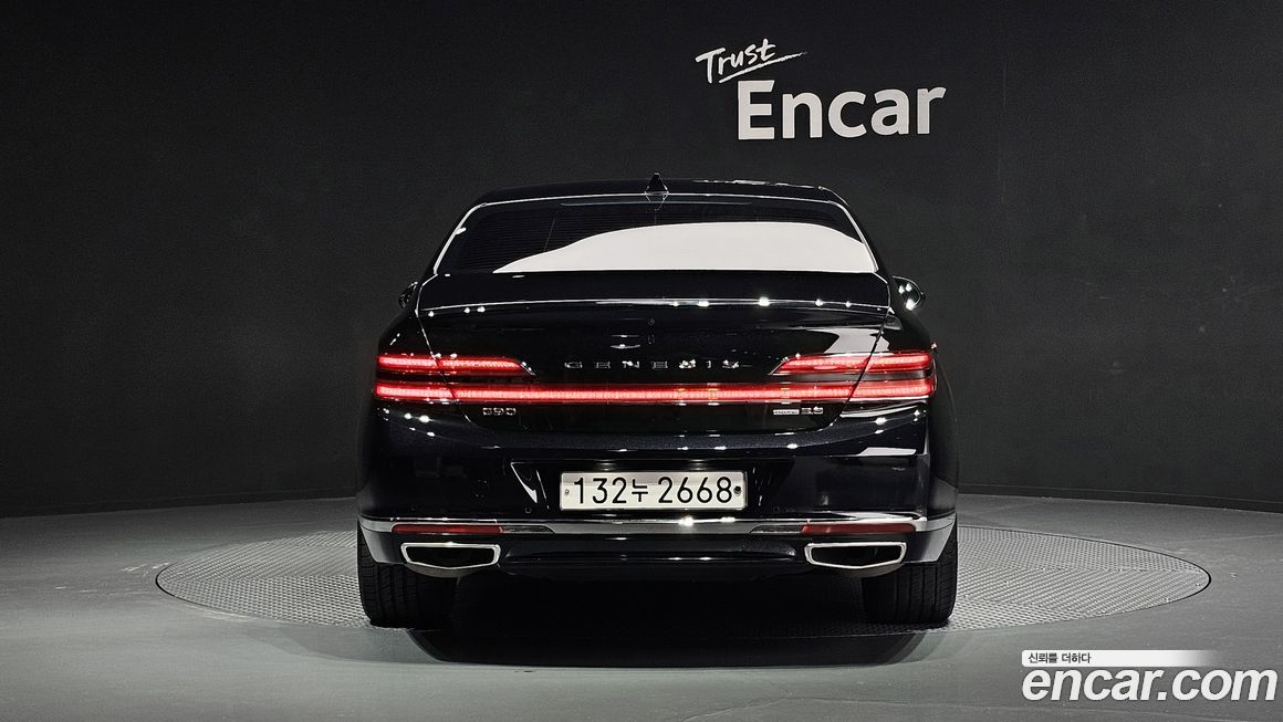 Genesis G90 2020