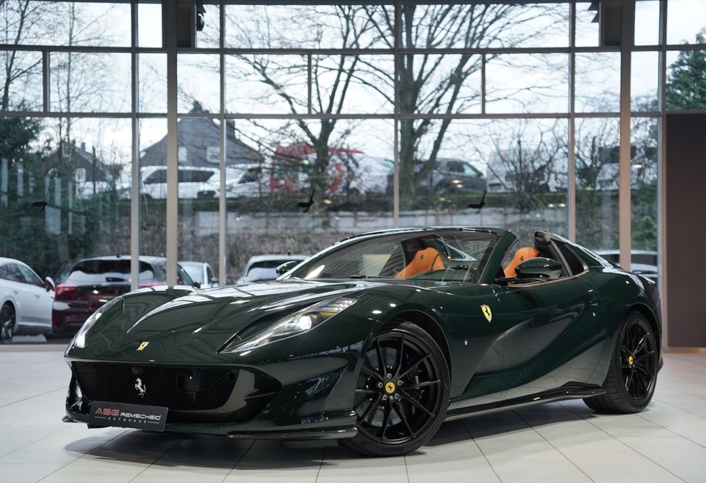 Ferrari 812 2023