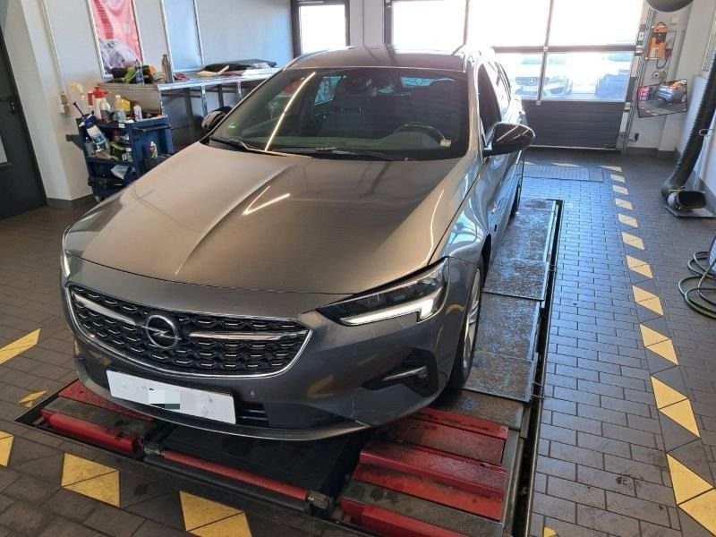 Opel Insignia 2021