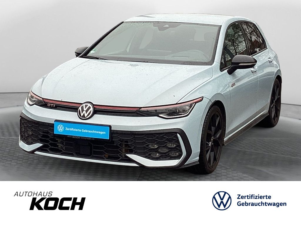 Volkswagen Golf 2024