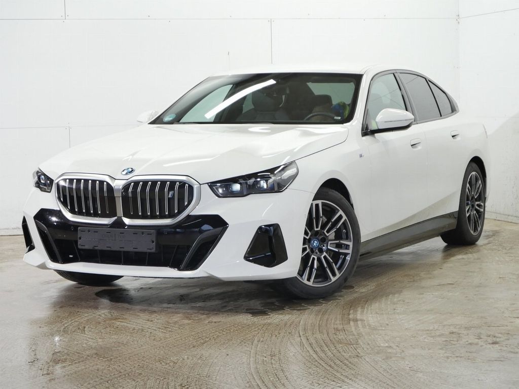 BMW i5 2025