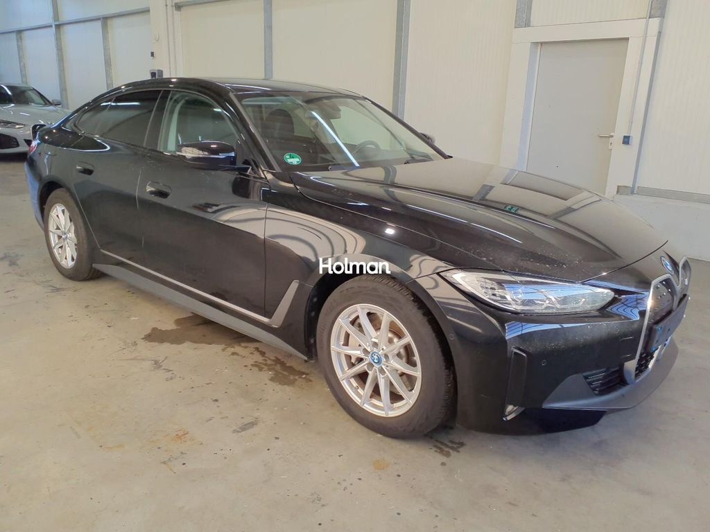 BMW i4 2023