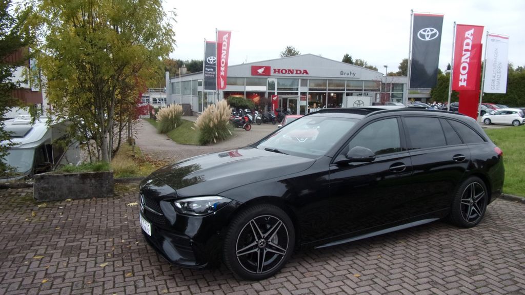 Mercedes-Benz C 220 2025