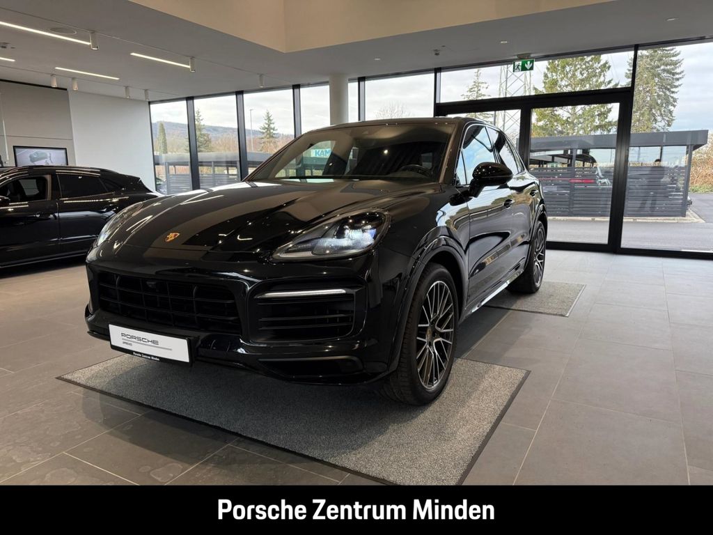 Porsche Cayenne 2022