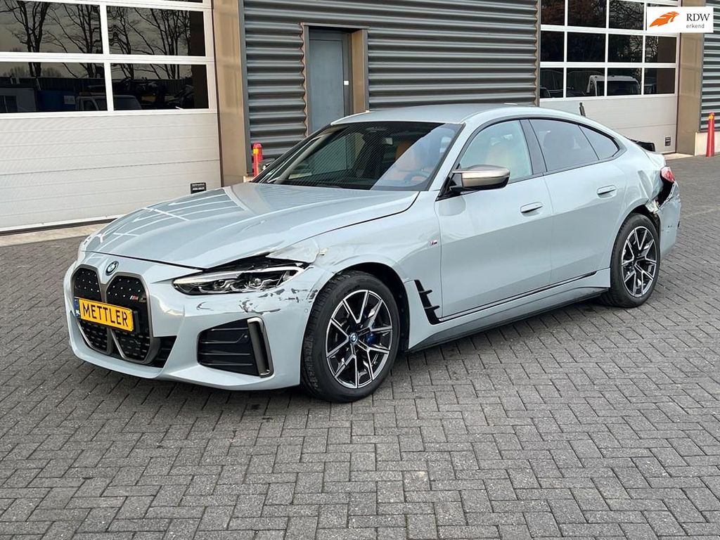 BMW i4 2023