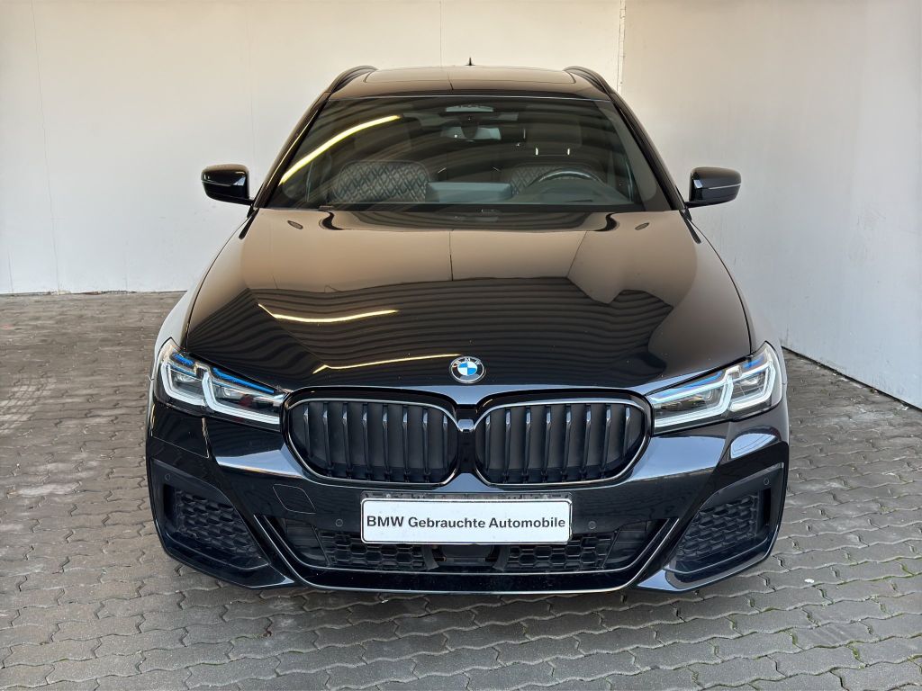 BMW 540 2023