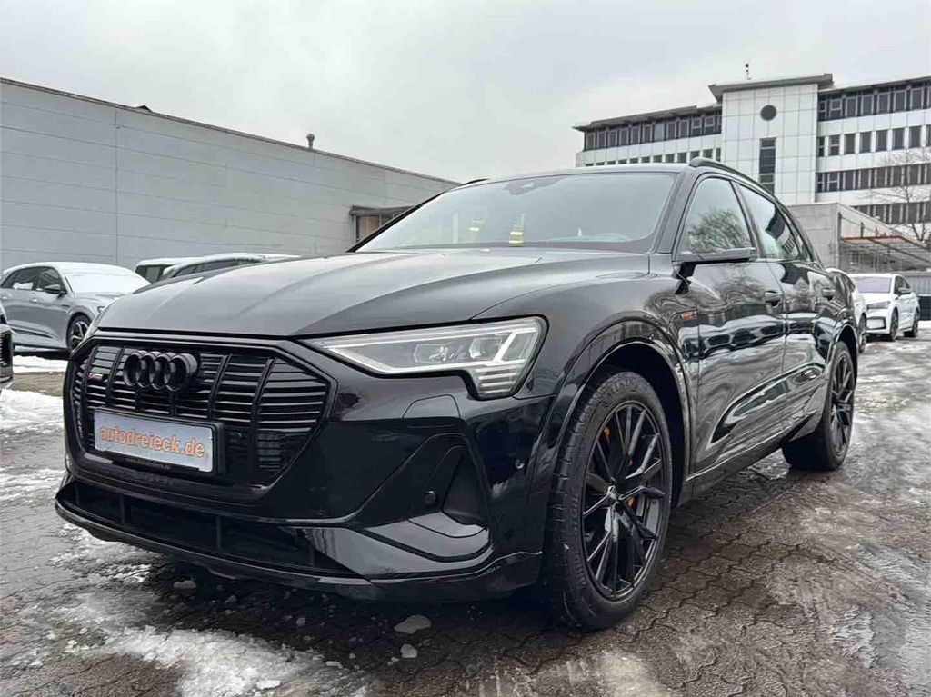 Audi e-tron 2022