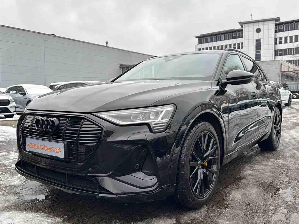 Audi e-tron 2022