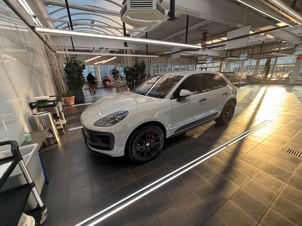 Porsche Macan 2022