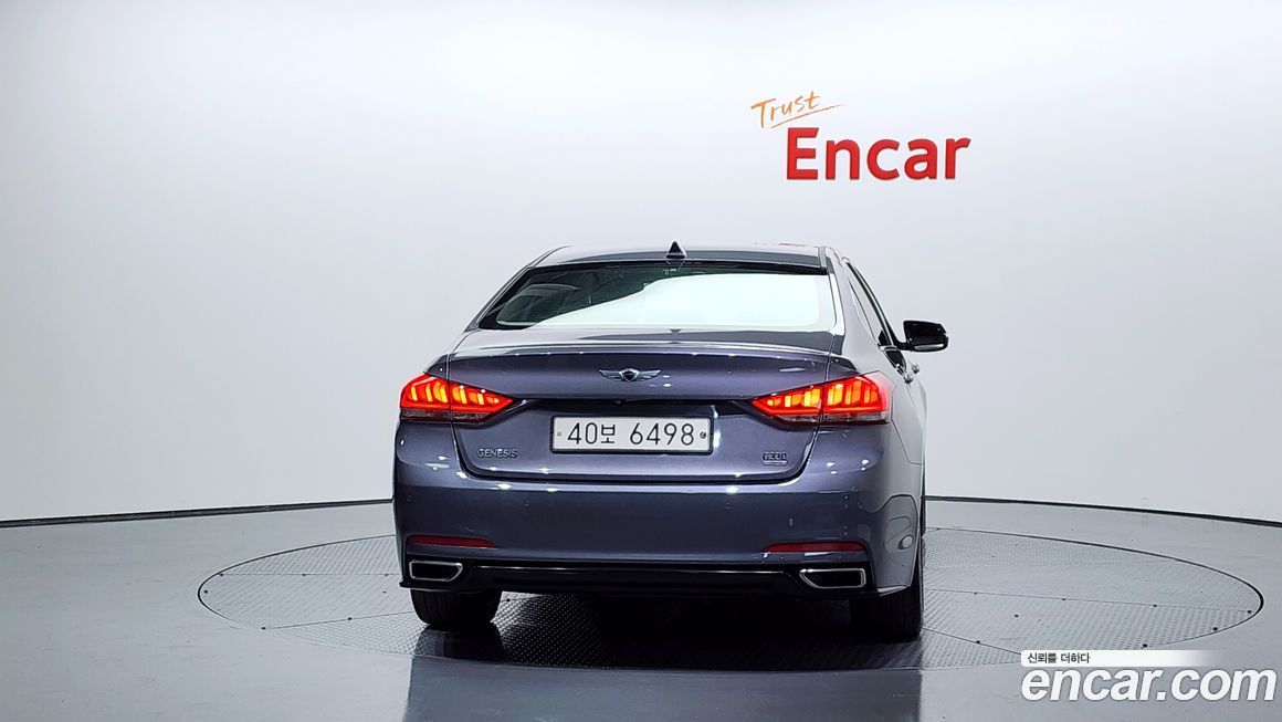 Hyundai Genesis 2016