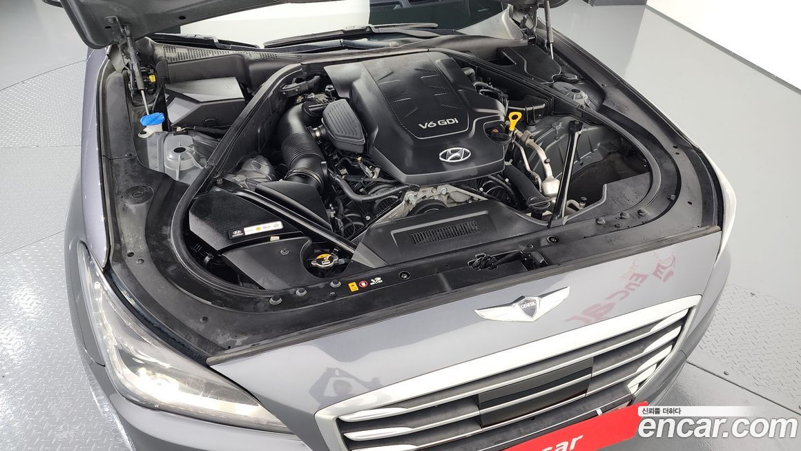 Hyundai Genesis 2016