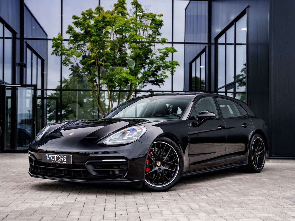 Porsche Panamera 2022