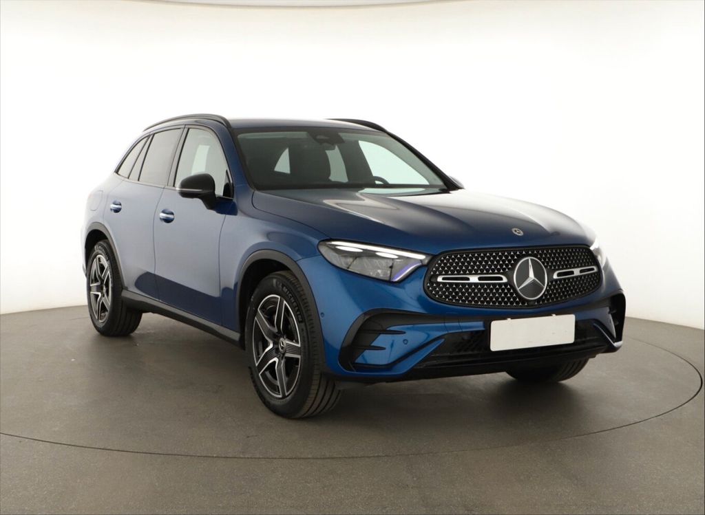 Mercedes-Benz GLC 220 2025