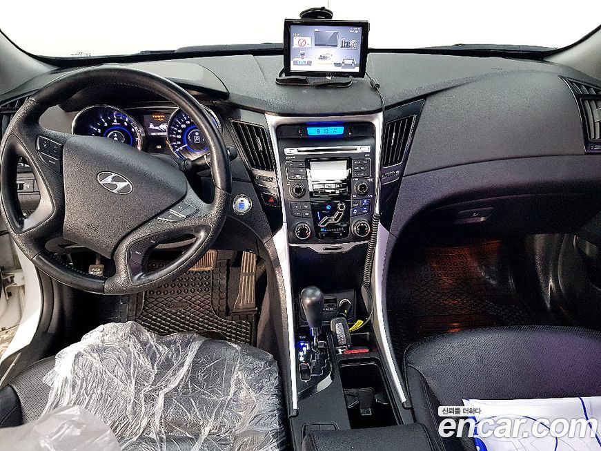 Hyundai Sonata 2010