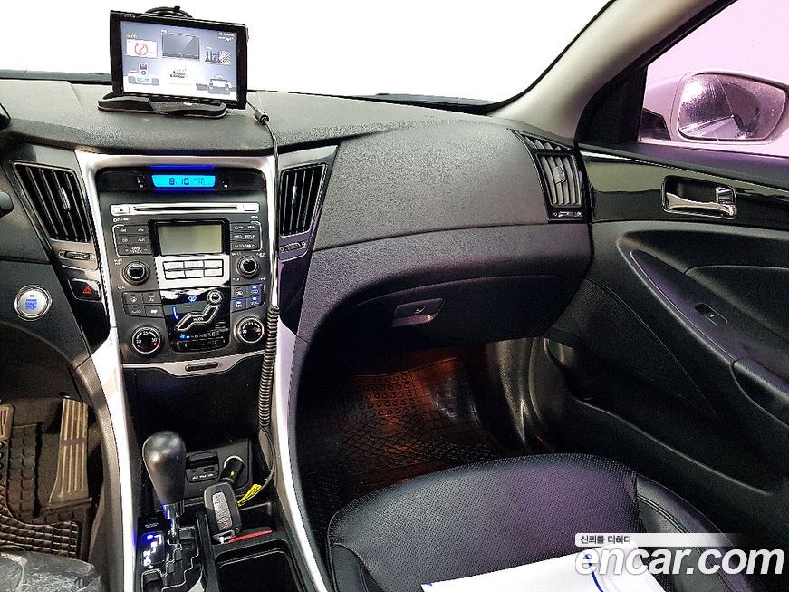 Hyundai Sonata 2010