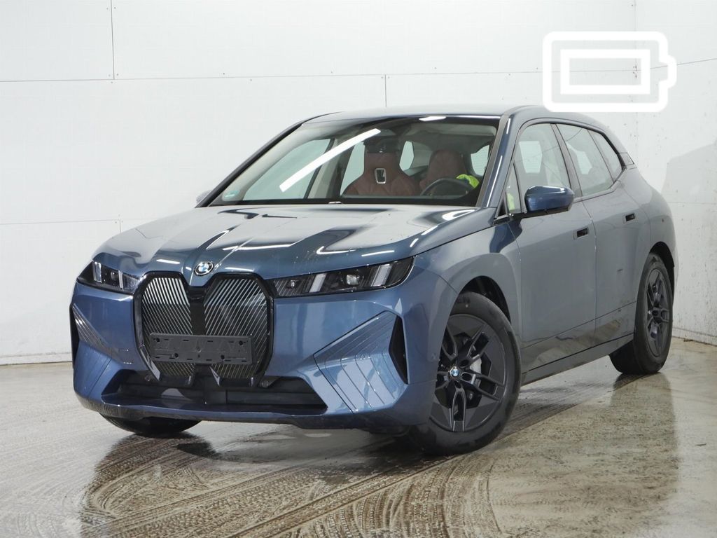 BMW iX 2025