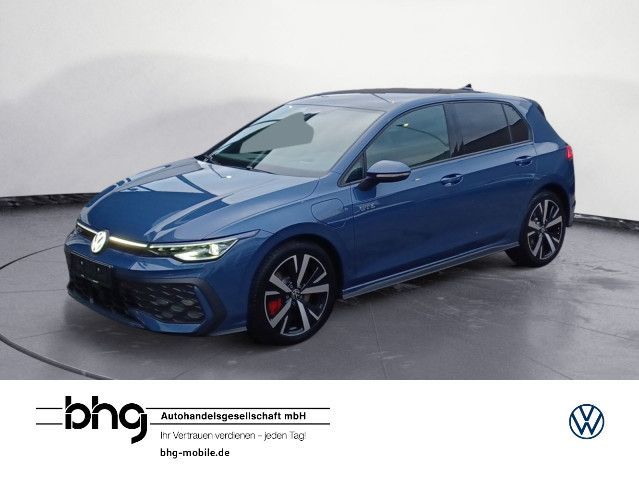 Volkswagen Golf 2025
