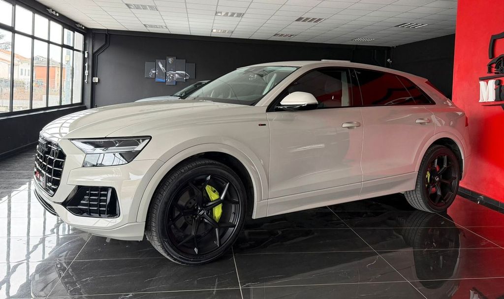 Audi Q8 2022