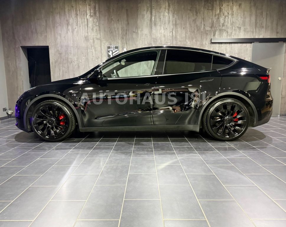 Tesla Model Y 2022