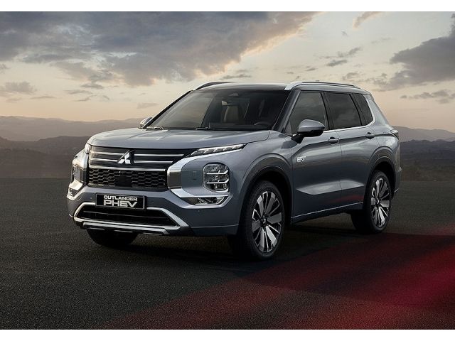 Mitsubishi Plug-in Hybrid Outlander 2025