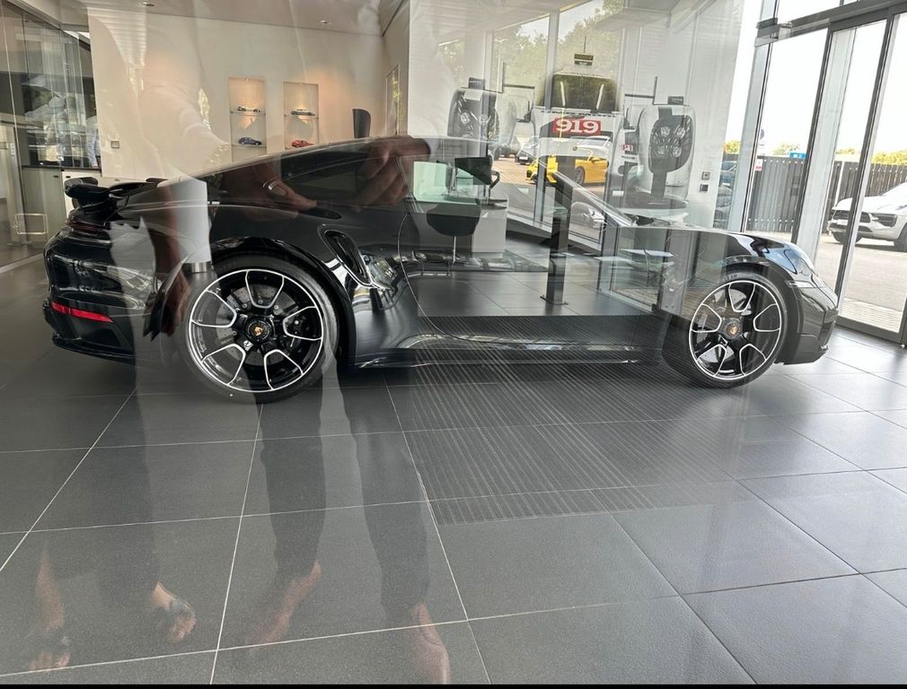 Porsche 992 2023